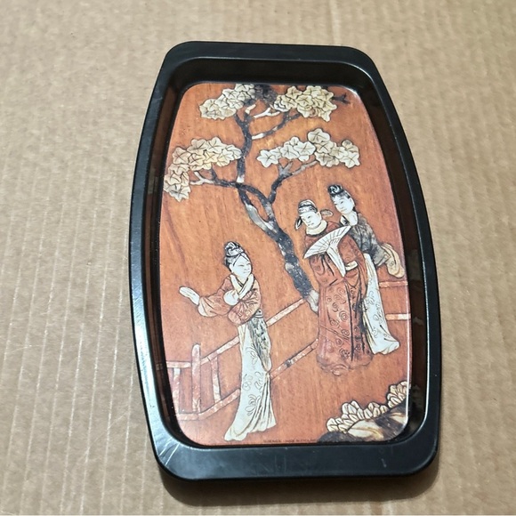 Elite Metal Tray made in England - "Serenade" theme - Picture 1 of 3